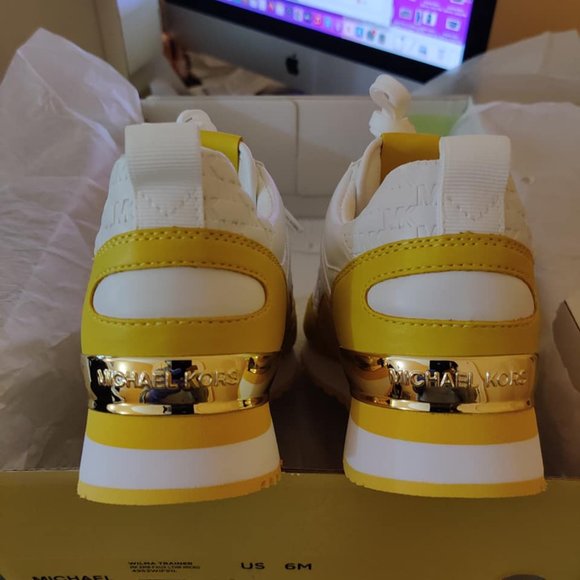 Michael Kors Wilma Trainer MK EMB Faux Leather Micro Women Shoes Size 6.5 - Picture 6 of 14